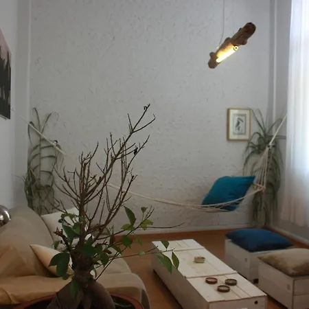 Apartment Cocoyam